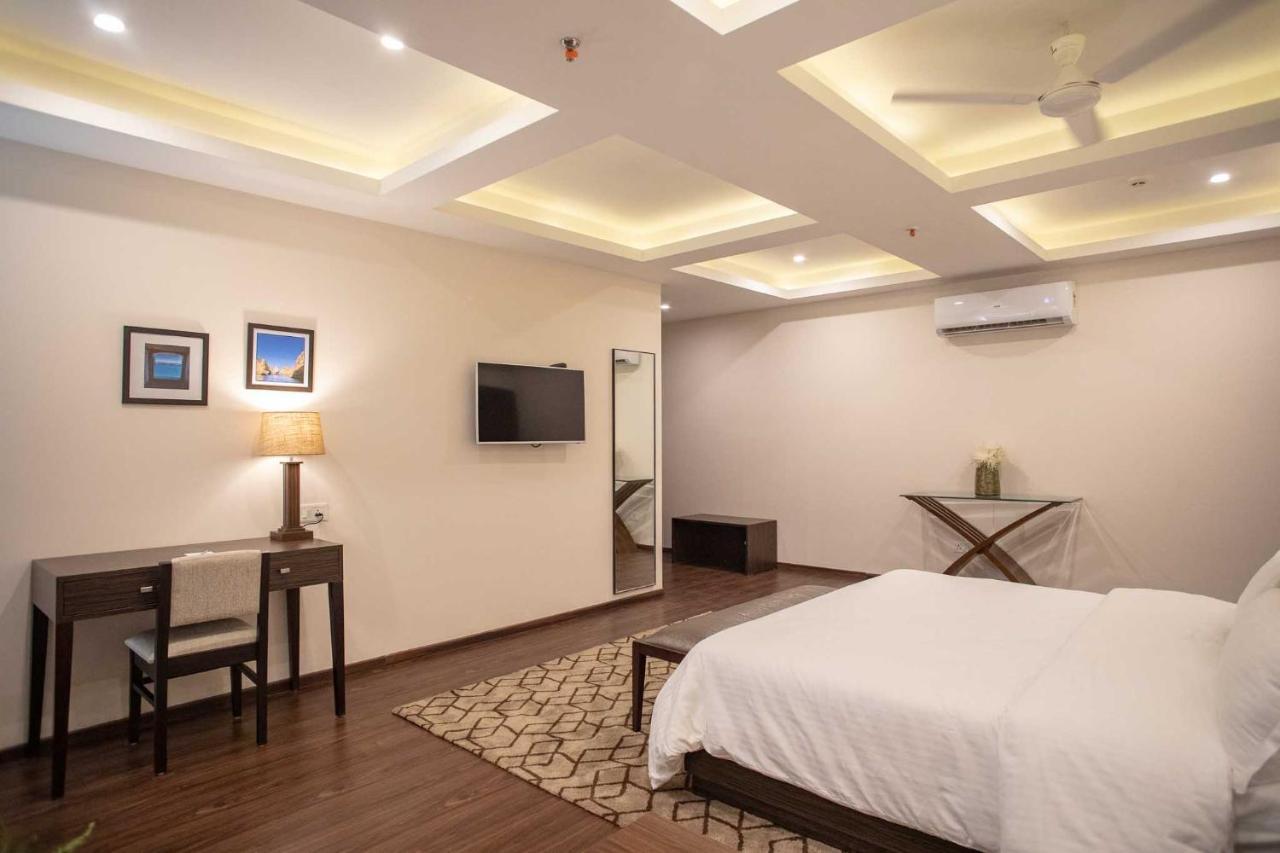 Hotel Alaya Дехрадун Экстерьер фото