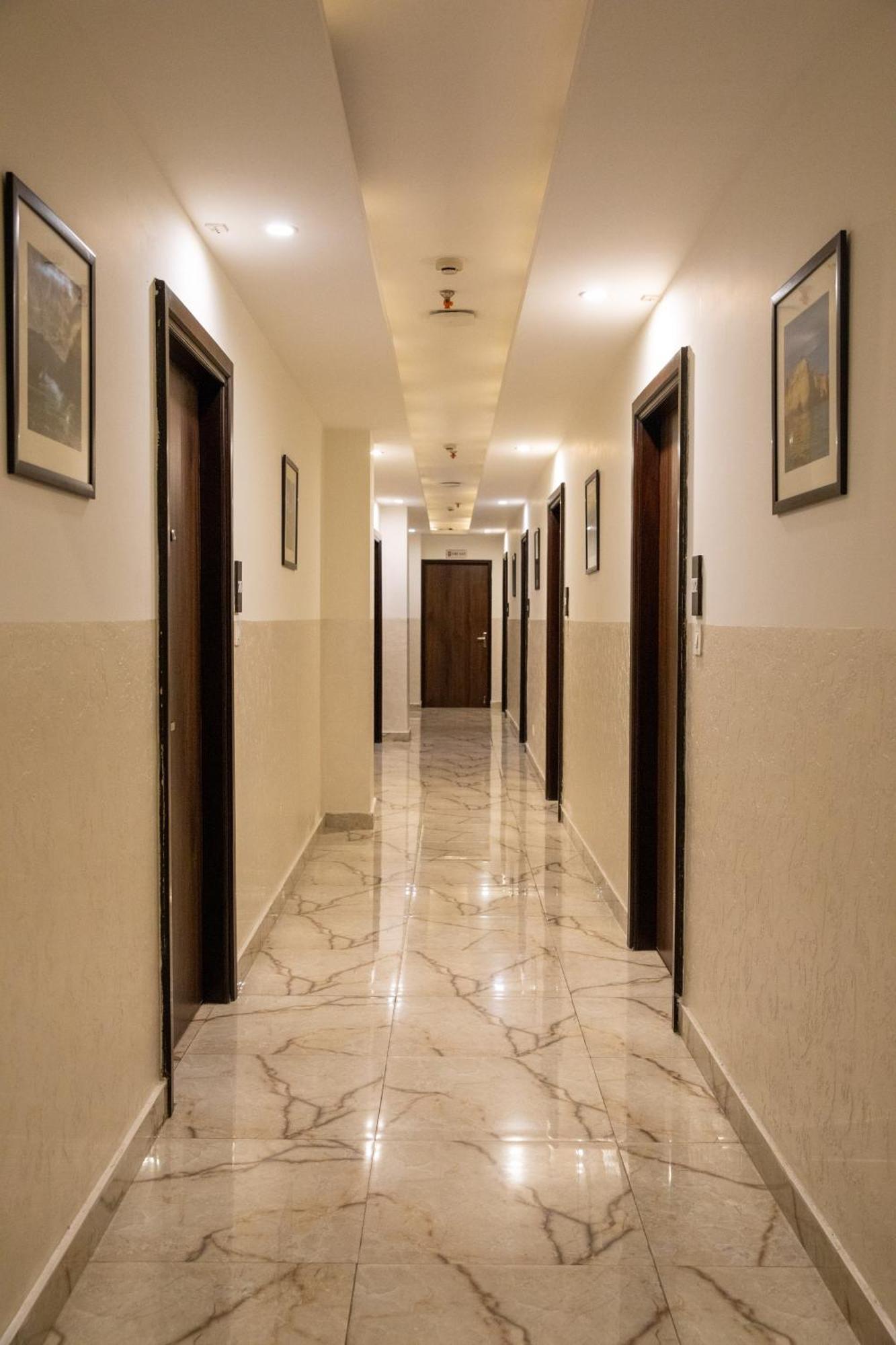 Hotel Alaya Дехрадун Экстерьер фото