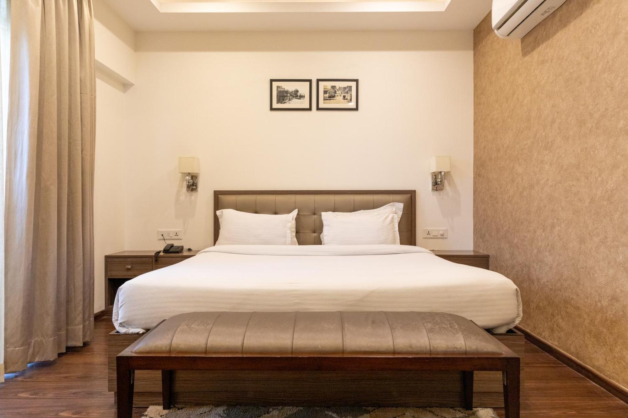 Hotel Alaya Дехрадун Экстерьер фото